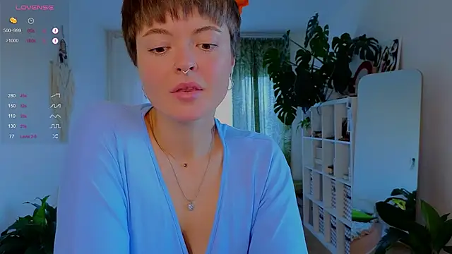 lana sky online show from 10/18/25, 01:34