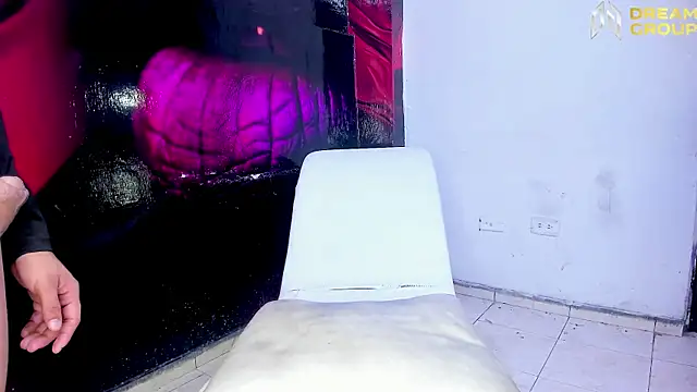 Snapshot of AmazingPartys chatting on 10/14/25, 03:57 AmazingPartys online show from 10/14/25, 03:57