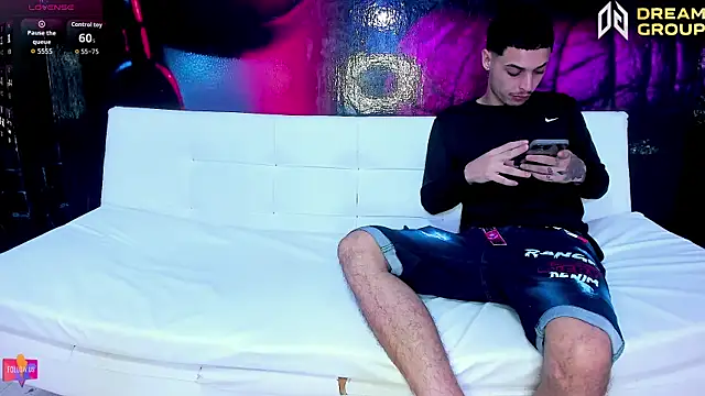 Snapshot of AmazingPartys chatting on 11/09/25, 08:07 AmazingPartys online show from 11/09/25, 08:07