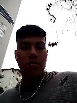 Snapshot of mikeeeeeell chatting on 11/01/25, 06:59 mikeeeeeell online show from 11/01/25, 06:59