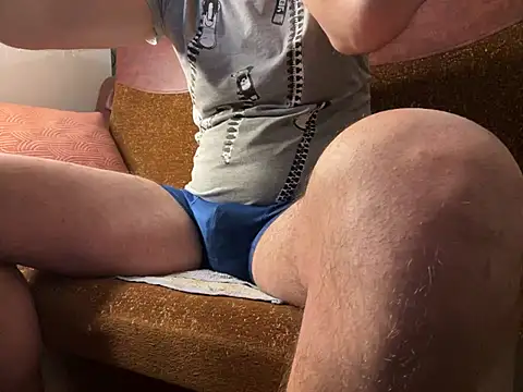 Snapshot of MarkReeds chatting on 02/13/25, 03:46 MarkReeds online show from 02/13/25, 03:46