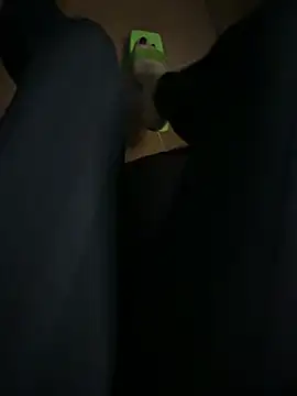 Snapshot of Wet-Pussycat chatting on 03/11/26, 04:35 Wet-Pussycat online show from 03/11/26, 04:35