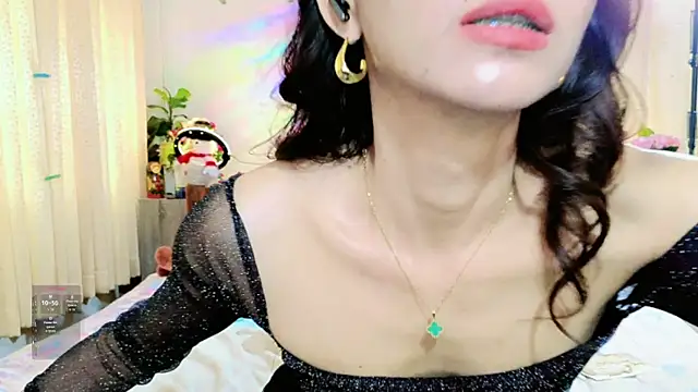 Snapshot of ribbinpink chatting on 07/17/26, 06:53 ribbinpink online show from 07/17/26, 06:53