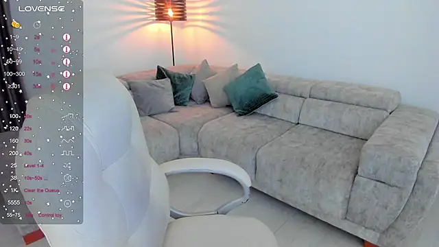 Sarah Stone  online show from 03/10/25, 11:38