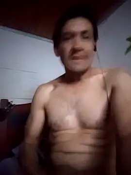 Snapshot of guidohnm chatting on 04/19/26, 11:09 guidohnm online show from 04/19/26, 11:09