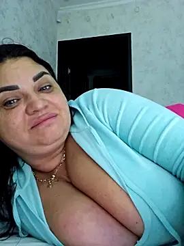 littleRikka online show from 12/17/25, 09:54