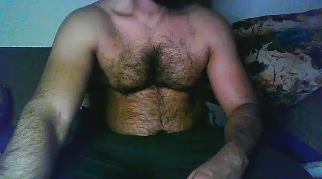 Snapshot of Vbestshow chatting on 02/17/25, 06:37 Vbestshow online show from 02/17/25, 06:37