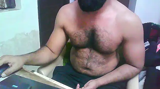 Snapshot of Vbestshow chatting on 03/02/25, 11:50 Vbestshow online show from 03/02/25, 11:50