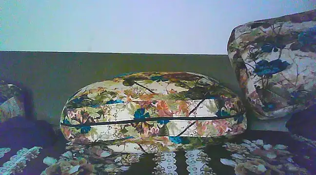 Snapshot of Vbestshow chatting on 03/18/25, 06:59 Vbestshow online show from 03/18/25, 06:59