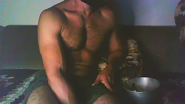 Snapshot of Vbestshow chatting on 09/25/25, 08:23 Vbestshow online show from 09/25/25, 08:23