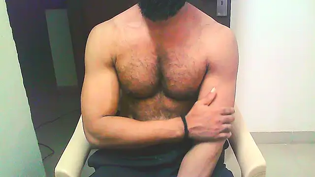 Snapshot of Vbestshow chatting on 10/20/25, 11:10 Vbestshow online show from 10/20/25, 11:10