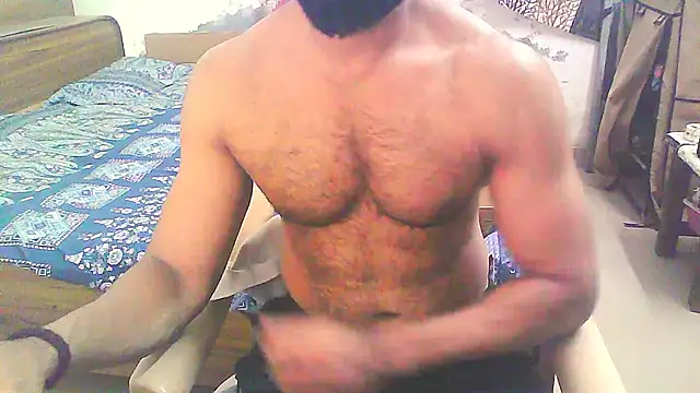 Snapshot of Vbestshow chatting on 11/05/25, 11:21 Vbestshow online show from 11/05/25, 11:21