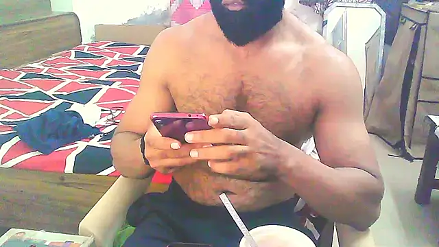 Snapshot of Vbestshow chatting on 11/19/25, 11:43 Vbestshow online show from 11/19/25, 11:43