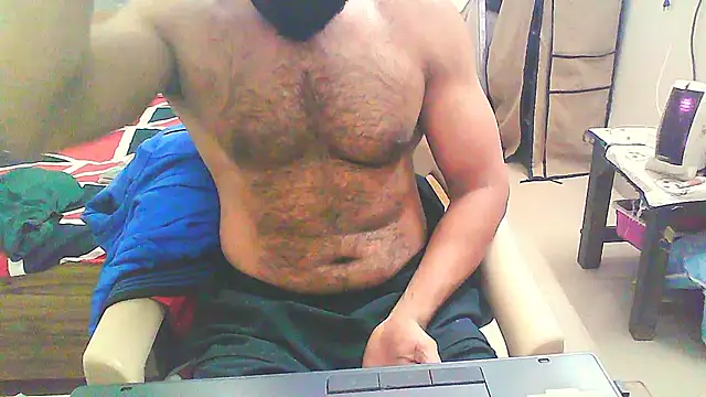 Snapshot of Vbestshow chatting on 11/27/25, 11:34 Vbestshow online show from 11/27/25, 11:34