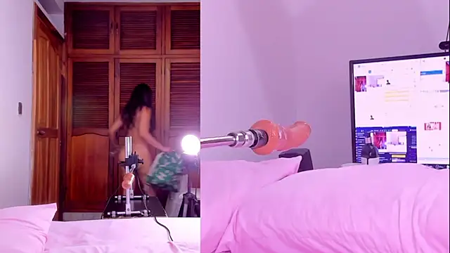 Snapshot of Natasha_Secret chatting on 02/16/25, 09:04 Natasha Secret online show from 02/16/25, 09:04