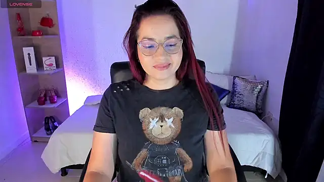 anastasia bee online show from 12/10/24, 11:11