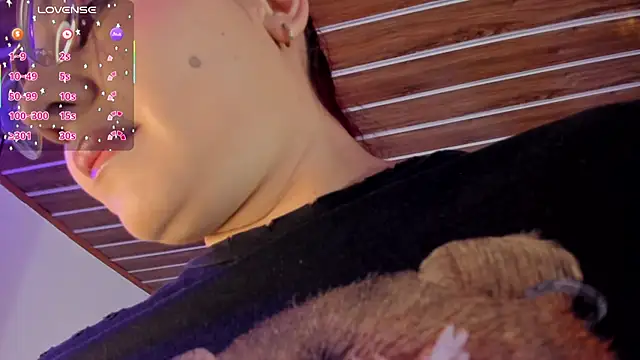 anastasia bee online show from 03/11/25, 11:44