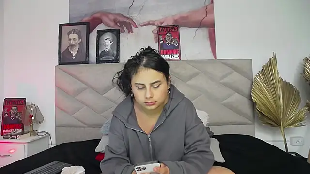 AbbyTaylorr online show from 10/18/25, 03:02