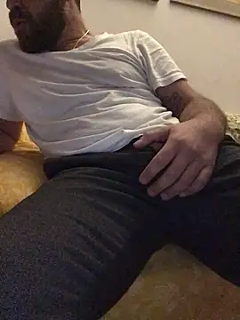 Snapshot of fuckerplayer1 chatting on 03/12/26, 02:18 fuckerplayer1 online show from 03/12/26, 02:18