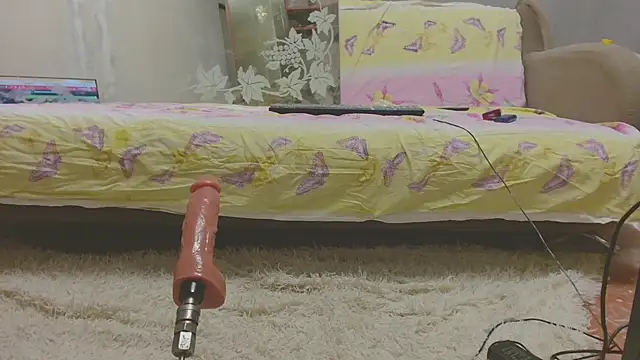 Snapshot of AlinasissyXX chatting on 11/28/25, 10:12 AlinasissyXX online show from 11/28/25, 10:12