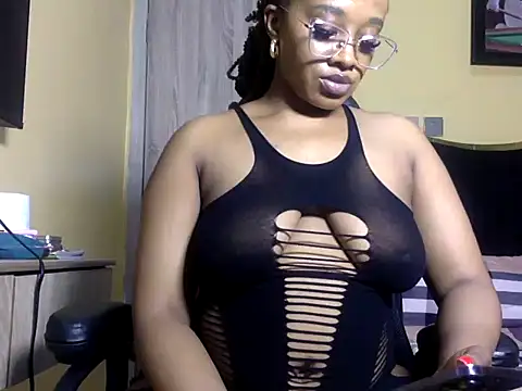 BOOTYBANGER24xx online show from 06/25/26, 09:25
