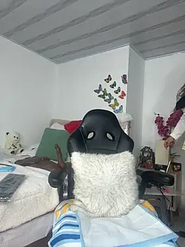 alexa fiore01 online show from 09/23/25, 01:14