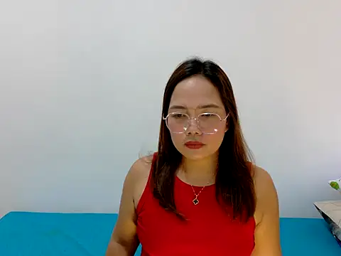 Snapshot of BURBERRY69 chatting on 04/01/26, 08:04 BURBERRY69 online show from 04/01/26, 08:04