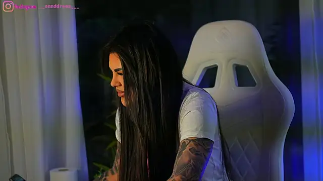 Snapshot of perfectt33n chatting on 12/06/24, 08:37 perfectt33n online show from 12/06/24, 08:37