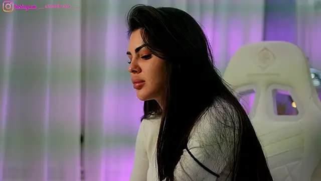 Snapshot of perfectt33n chatting on 01/12/26, 05:07 perfectt33n online show from 01/12/26, 05:07