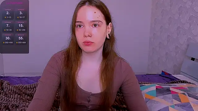 Snapshot of Janie_JJ_Curvie chatting on 04/14/26, 02:06 Janie JJ Curvie online show from 04/14/26, 02:06