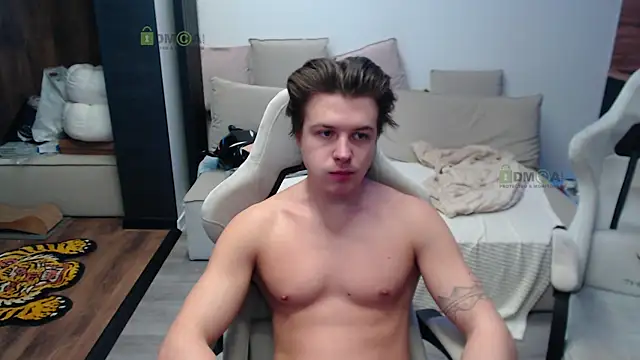 Snapshot of Sunny-Girl1 chatting on 01/13/26, 09:47 Sunny-Girl1 online show from 01/13/26, 09:47