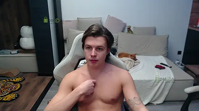 Snapshot of Sunny-Girl1 chatting on 01/16/26, 12:31 Sunny-Girl1 online show from 01/16/26, 12:31