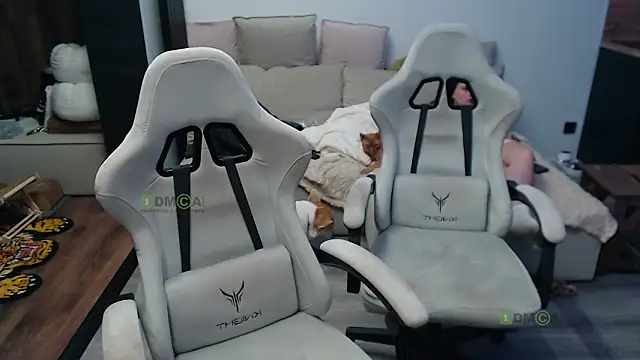 Snapshot of Sunny-Girl1 chatting on 02/05/26, 08:24 Sunny-Girl1 online show from 02/05/26, 08:24