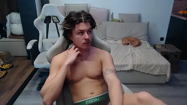 Snapshot of Sunny-Girl1 chatting on 02/11/26, 08:52 Sunny-Girl1 online show from 02/11/26, 08:52