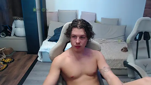 Snapshot of Sunny-Girl1 chatting on 02/25/26, 11:20 Sunny-Girl1 online show from 02/25/26, 11:20