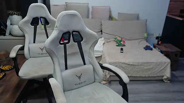 Snapshot of Sunny-Girl1 chatting on 03/01/26, 07:05 Sunny-Girl1 online show from 03/01/26, 07:05