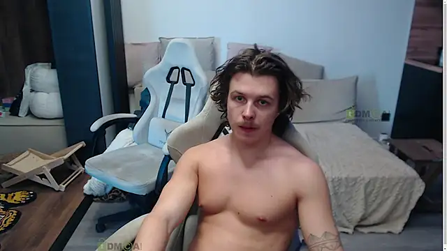 Snapshot of Sunny-Girl1 chatting on 03/24/26, 02:44 Sunny-Girl1 online show from 03/24/26, 02:44