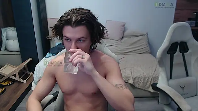 Snapshot of Sunny-Girl1 chatting on 04/03/26, 06:22 Sunny-Girl1 online show from 04/03/26, 06:22