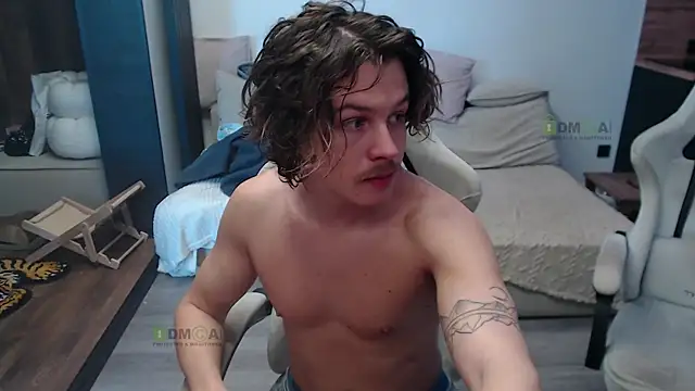 Snapshot of Sunny-Girl1 chatting on 04/11/26, 08:07 Sunny-Girl1 online show from 04/11/26, 08:07