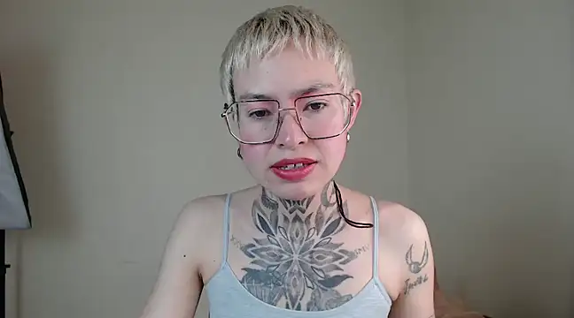 Snapshot of ArrangedFoot chatting on 01/27/25, 09:22 ArrangedFoot online show from 01/27/25, 09:22