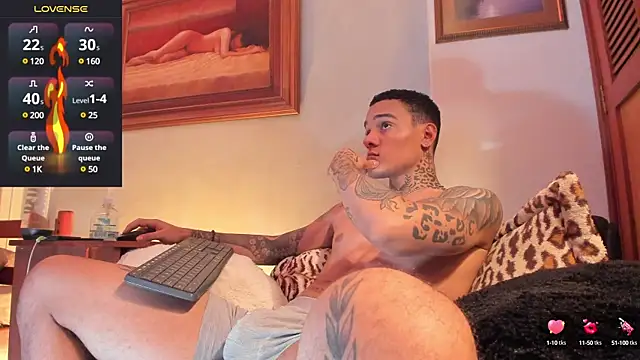 Snapshot of ImDominike chatting on 03/21/25, 12:17 ImDominike online show from 03/21/25, 12:17