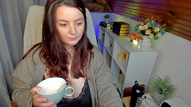 ErinMarshall online show from 02/12/25, 04:00