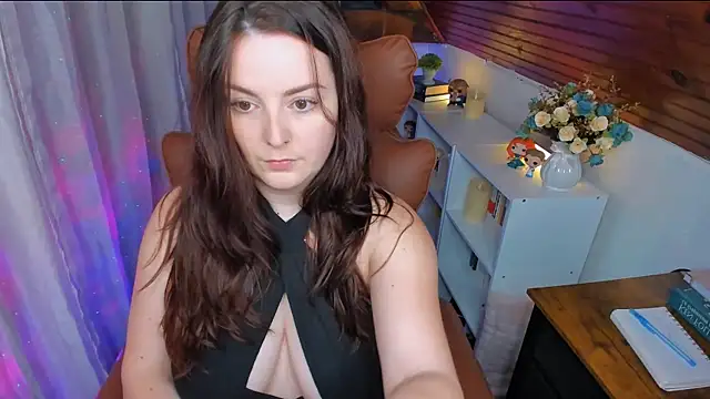 ErinMarshall online show from 10/01/25, 12:44