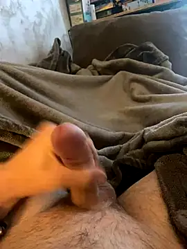 Snapshot of popeye227 chatting on 09/29/25, 06:40 popeye227 online show from 09/29/25, 06:40