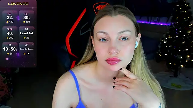 Snapshot of BiMolly chatting on 02/17/26, 03:58 BiMolly online show from 02/17/26, 03:58