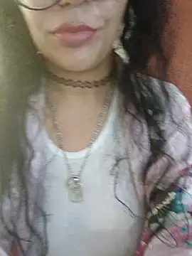 PichyPrettyPussy online show from 01/01/25, 11:27