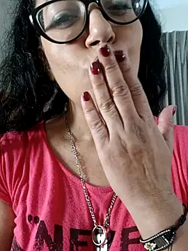 PichyPrettyPussy online show from 02/01/25, 05:47