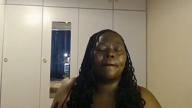MatureBoobsDiva online show from 12/19/25, 09:16