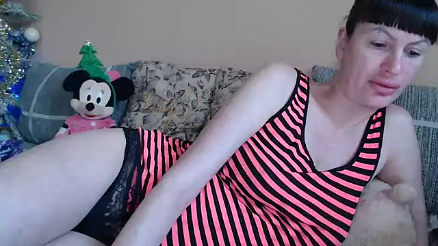 HotDreamm online show from 01/12/26, 01:16