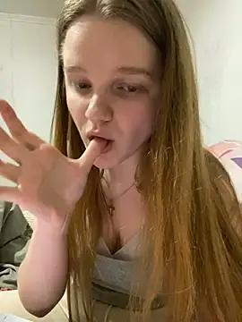 -MimmiLissa- online show from 12/10/24, 09:43